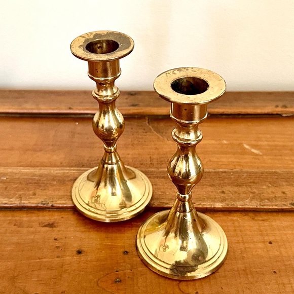 ✨Gold Metal Candle Sticks ✨ - Picture 2 of 3